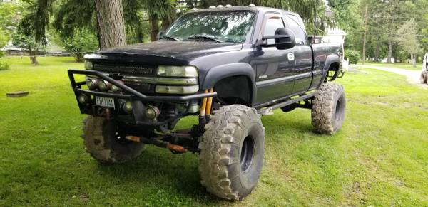 99 Silverado Mud Truck for Sale - (OH)